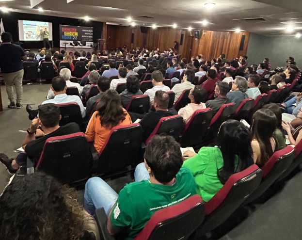 Começa o COMPOL - Congresso de Comunicação Política e Institucional