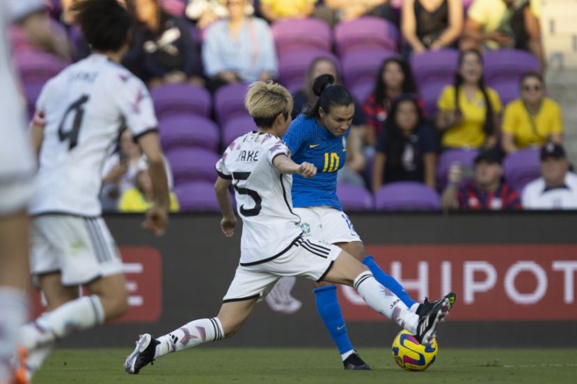 Marta tem chance de participar mais em último jogo da fase de grupos.