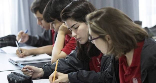 Ensino motivador é saída para evitar que 40% dos estudantes abandonem a escola