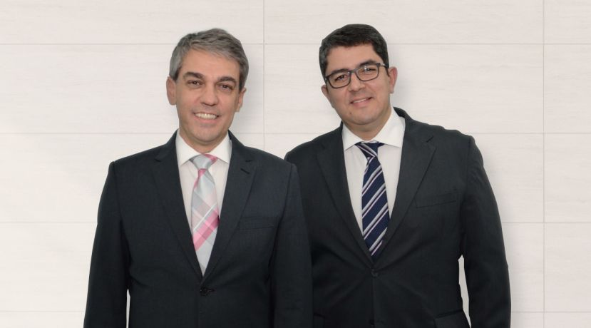 Fernando Santos, presidente da Abav-SP; e Marcos Lucas, presidente da Aviesp
