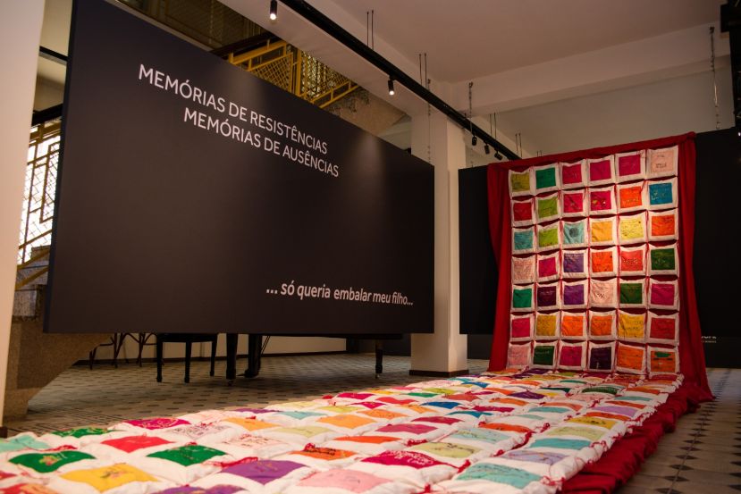 Exposição "Entre percursos, vastas memórias"
