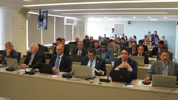 Plenário do CFT está reunido em Brasília