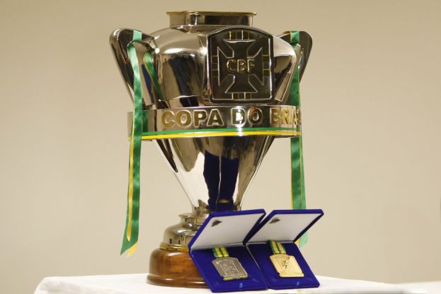 TROFÉU OFICIAL DA COPA DO BRASIL