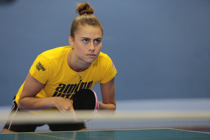 Bruna Takahashi, atleta do tênis de mesa, é integrante do Time Ajinomoto