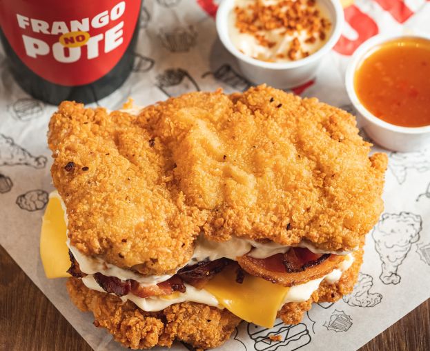 Dia do Hambúrguer: Descubra os sabores únicos do Frango no Pote